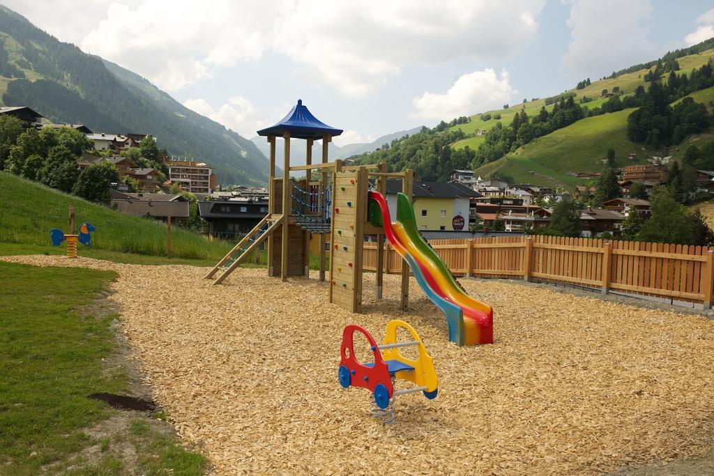 Johanneshof - Dein Mountain Wohlfuehlhotel Зальбах-Гінтерглемм Екстер'єр фото